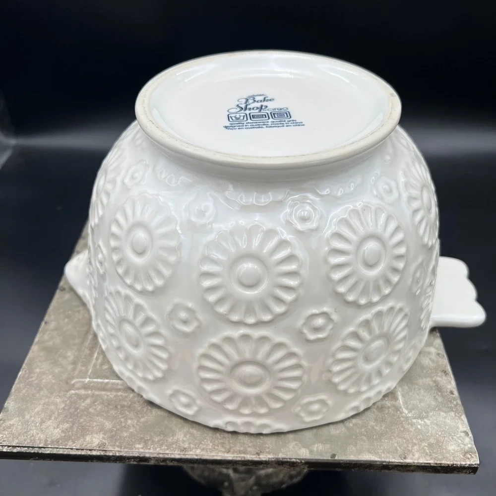 Ciroa Vintage Bake Shop White Stoneware Mixing Bowl Floral Embossed Pour Spout
